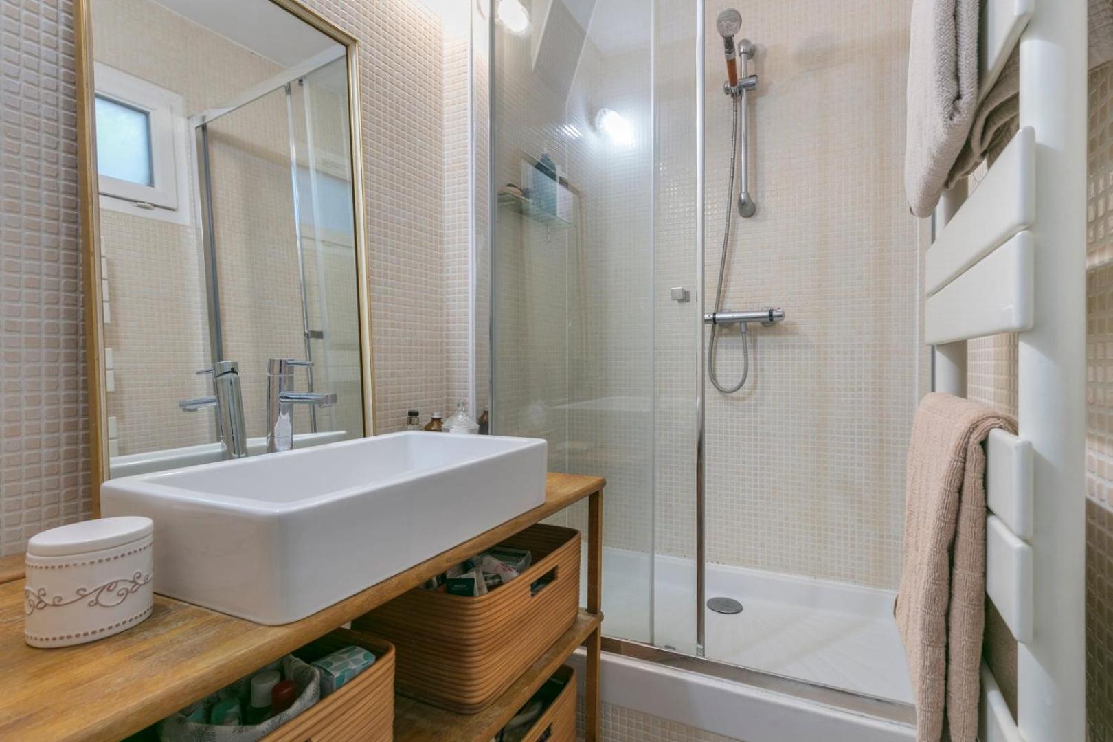 Apartment Guestready - Modern Comfort Near Arc De Triomphe